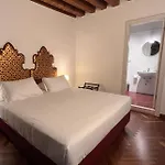 Comedia By Suites Alla Maddalena